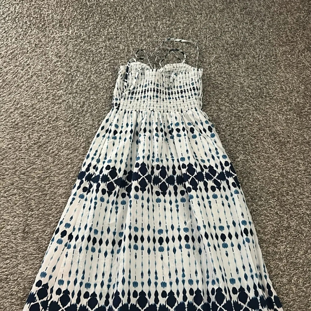 Halter style cut out maxi dress in shades of blue and white size XS women’s - Picture 6 of 8